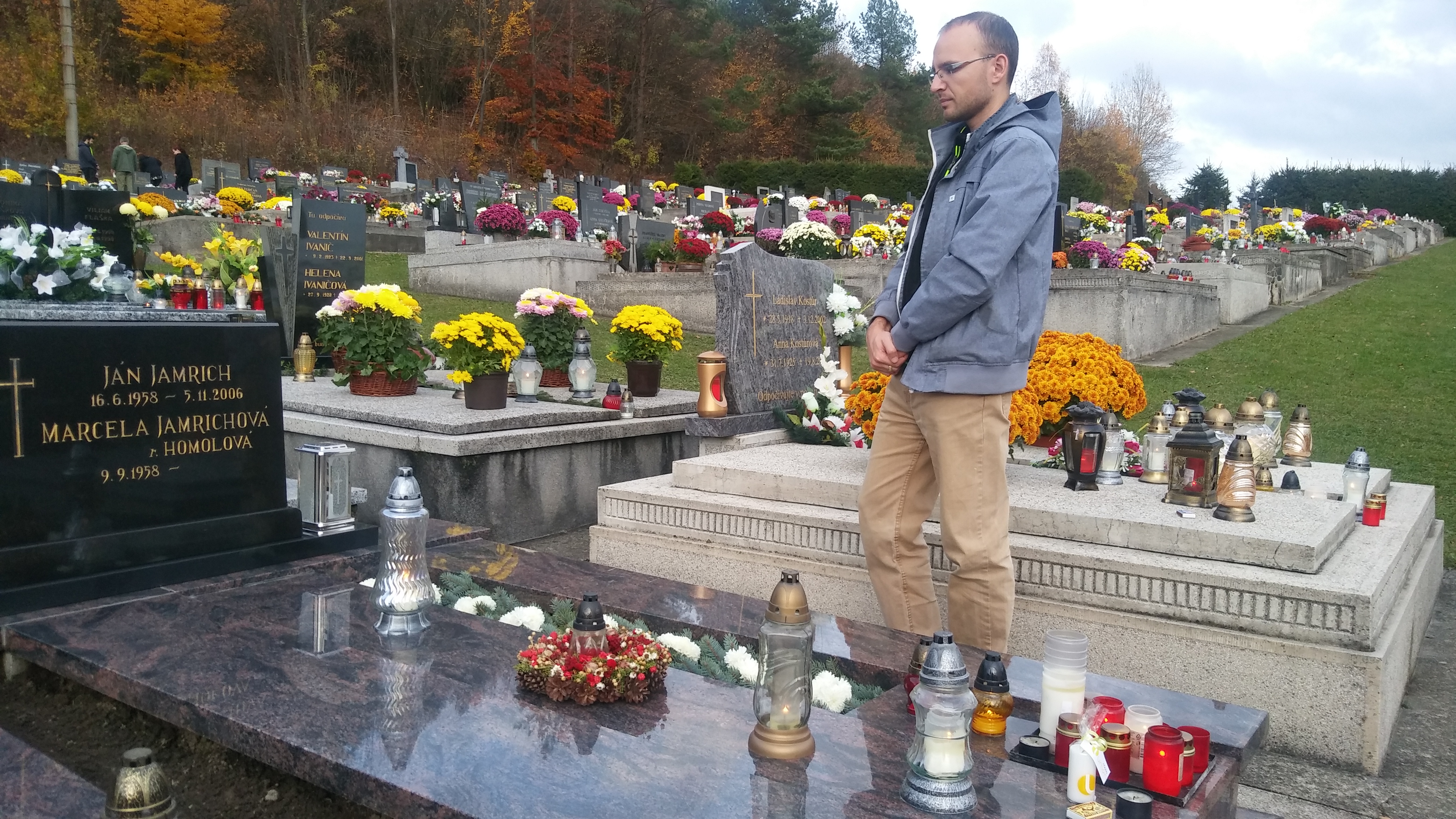 Hrob Jána Jamricha v Podkoniciach navštívil redaktor Ivo Novák
