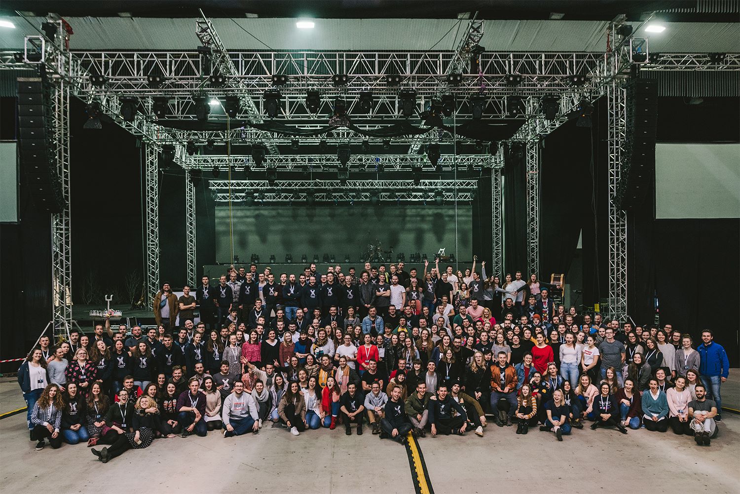 300 členný tím Godzone Tour 2018