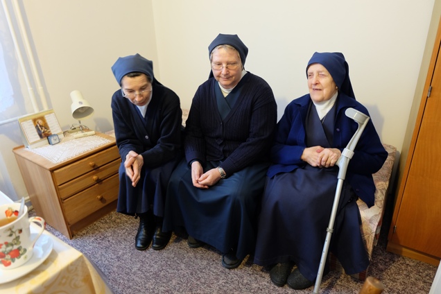 zľava: sestra Františka, sestra Klára, sestra Alžbeta