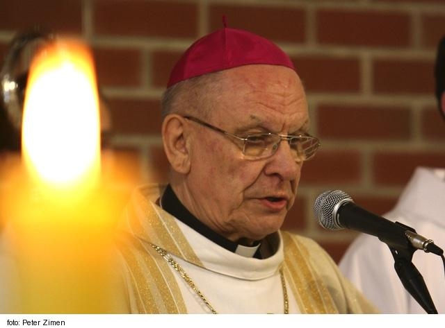 Pred 80 rokmi sa narodil bývalý banskobytrický biskup R. Baláž