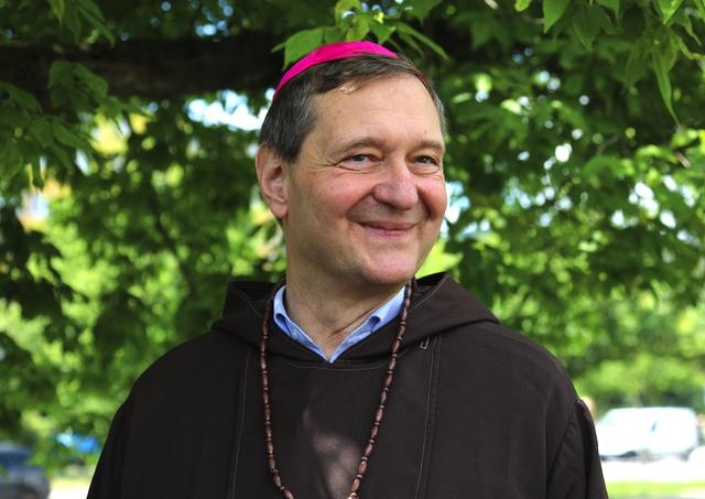 Nový biskup ordinariátu: V puberte som nebol nadšený z chodenia do kostola