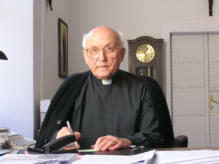 Zomrel emeritný košický arcibiskup Alojz Tkáč