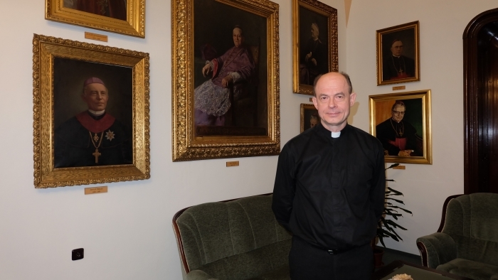 PODCAST: Biskup M. Chovanec - Čo dokážeme so svetlom od Ježiša