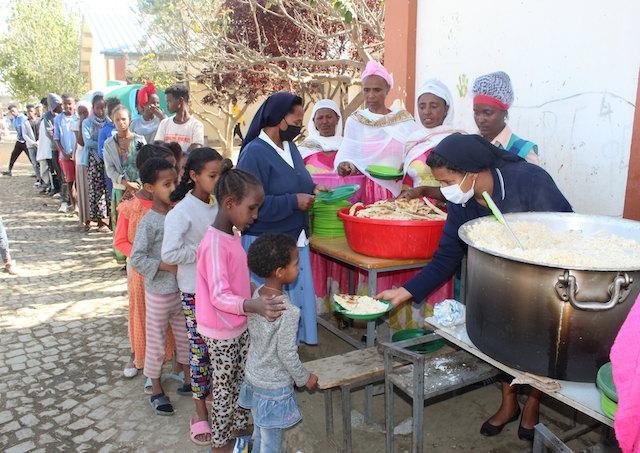 Do vojnou zasiahnutému regiónu Tigray posiela Slovensko takmer stotisíc eur