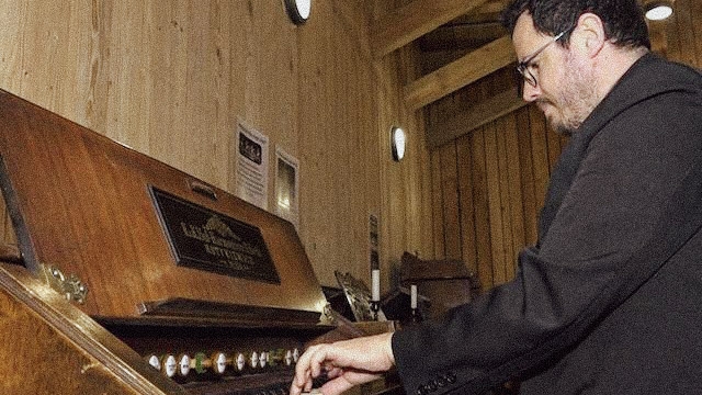 Otec Michal Bodnár vracia hlas vzácnym historickým harmóniám