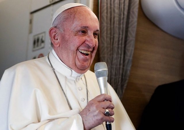 Pápež František v pondelok ukončil svoju cestu do Iraku