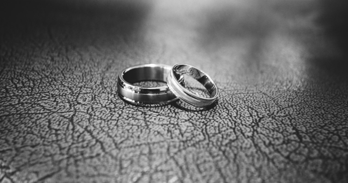 RODINNÉ KATECHÉZY: Viesť snúbencov po ceste prípravy na manželstvo (32)