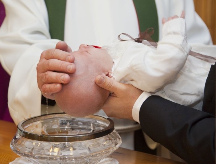 Nedeľné zamyslenie biskupa Stanislava Stolárika: O krst sa treba neustále starať