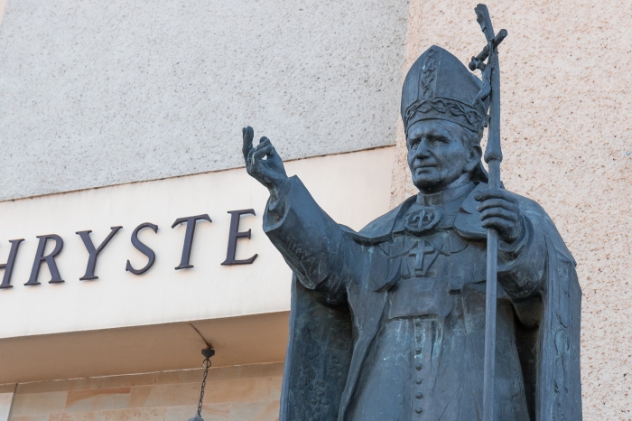 Kardinál Sandri spomína na Jána Pavla II.: Bol to pontifikát blízkosti 