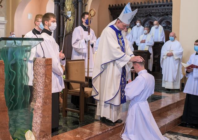 V slovenských diecézach a eparchiách boli cez víkend kňazské a diakonské vysviacky