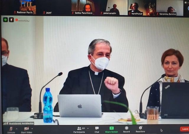 Synodálny tím Bratislavskej arcidiecézy pripravil tretí webinár pre moderátorov a koordinátorov