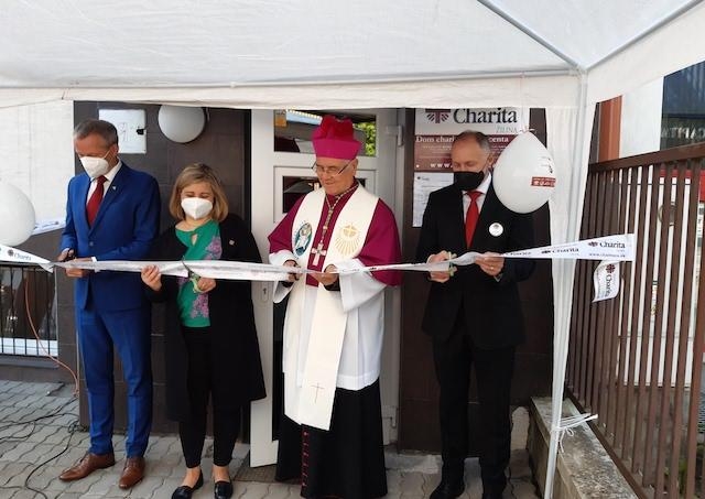 V Žiline otvorili nový Dom charity svätého Vincenta